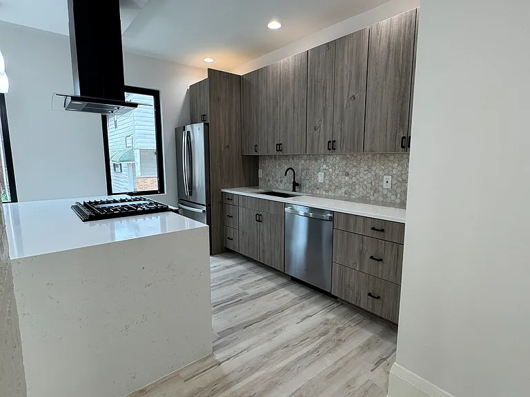 6810 Herman Ave — Photo 35