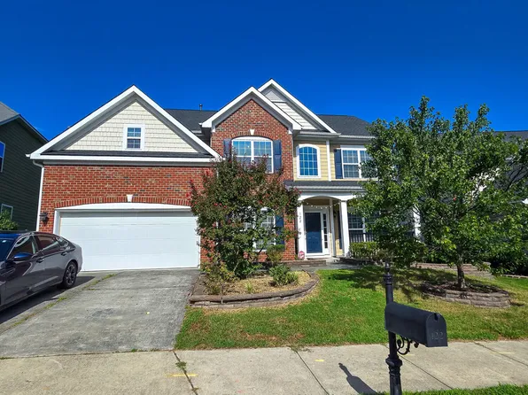 122 Windrush Ln, Durham, NC 27703