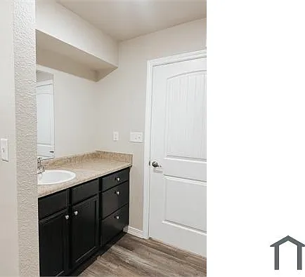 307 J.t. Stites Blvd — Photo 12