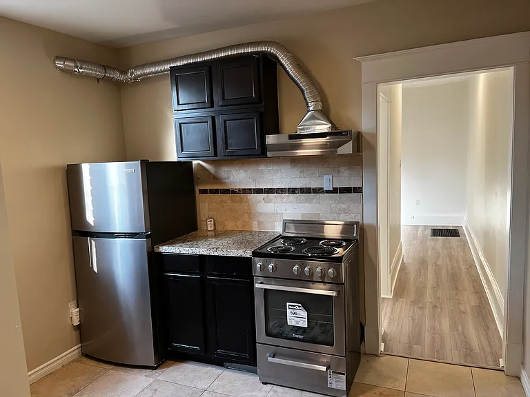 549 Jones Ave #X — Photo 7