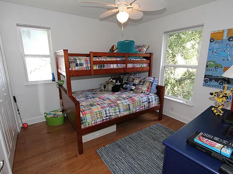 2379 Seminole Rd — Photo 23