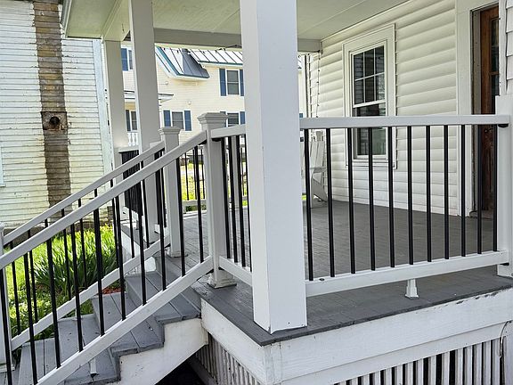 5th image of 140 Hanover Street