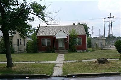 2nd image of 306 Grant St