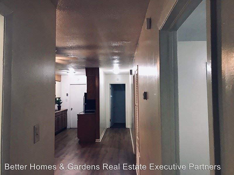 2nd image of 3022 Wadsworth Way