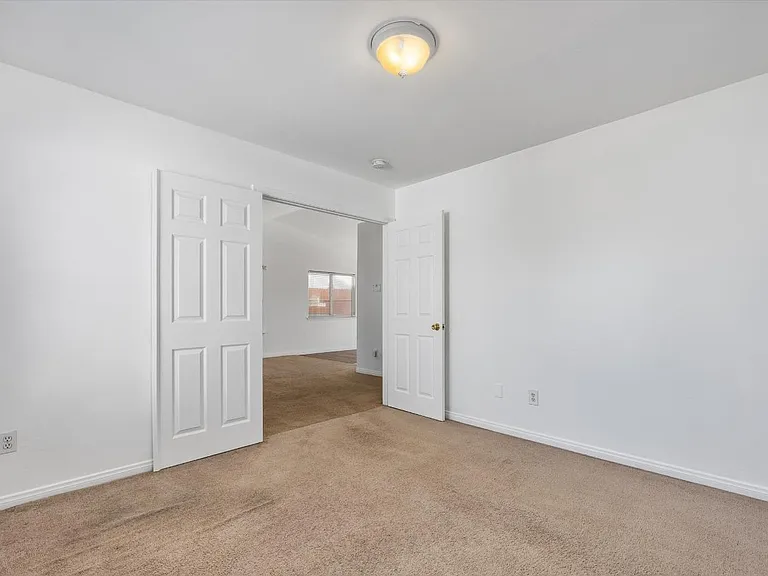 3921 White Sands Dr — Photo 26