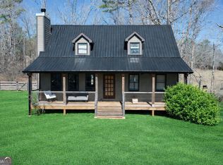 1367 Grizzle Rd, Dawsonville, GA 30534