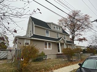 9148 Springfield Blvd, Queens Village, NY 11428