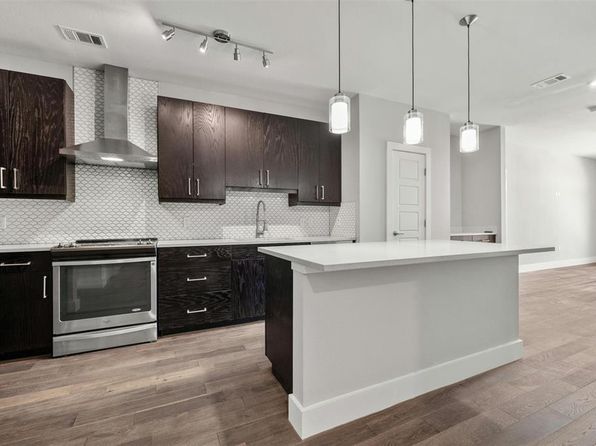 3114 S Congress Ave #302