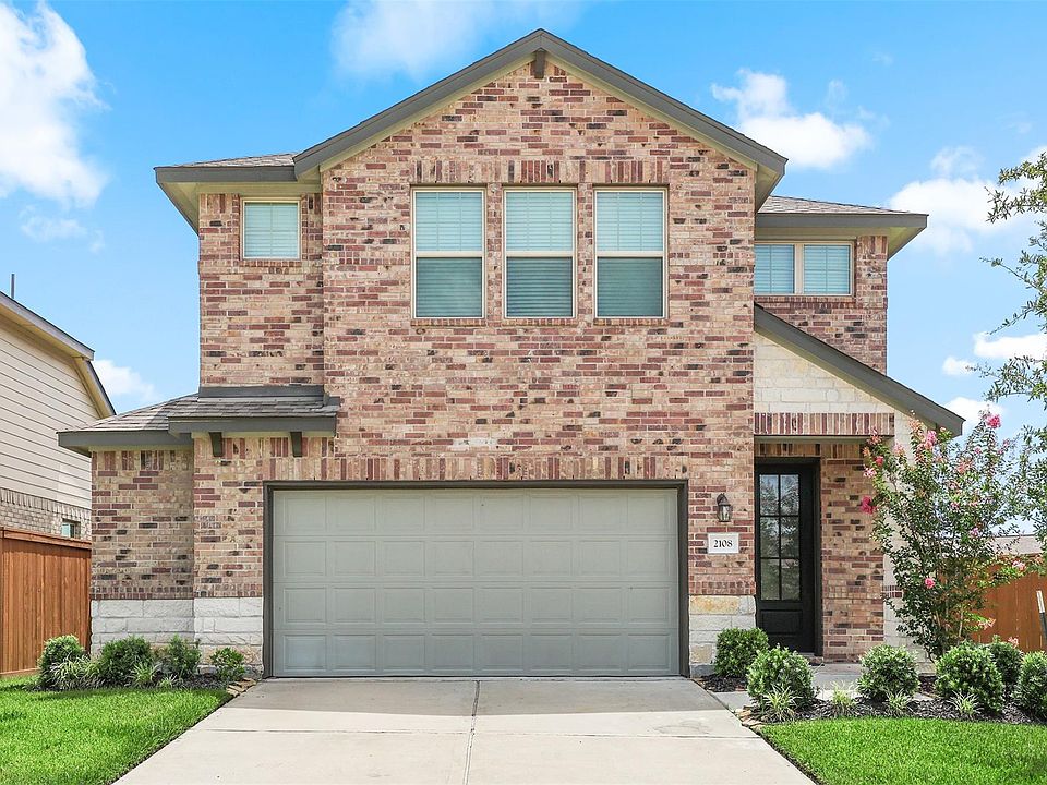 1st image of 2108 Sweet Bay Dr