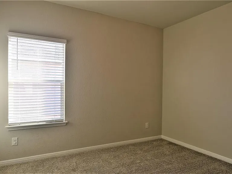 2812 Bridekirk Dr — Photo 10