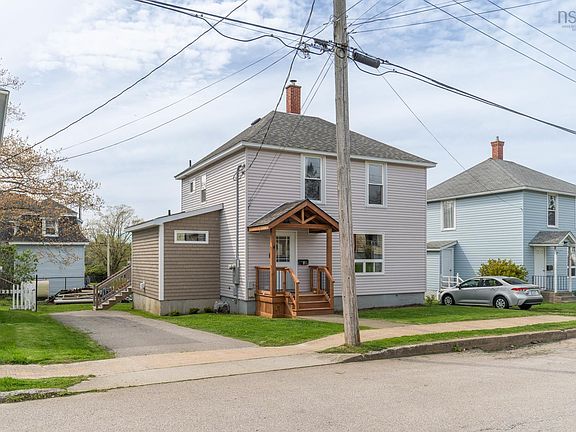 2nd image of 4 Carol Ave