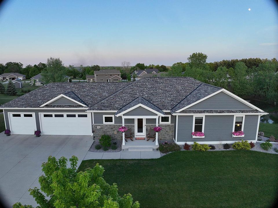 1st image of 711 MEADOW RIDGE LANE