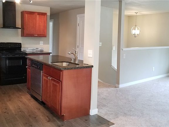 4th image of 2955 Aegean Blvd NE