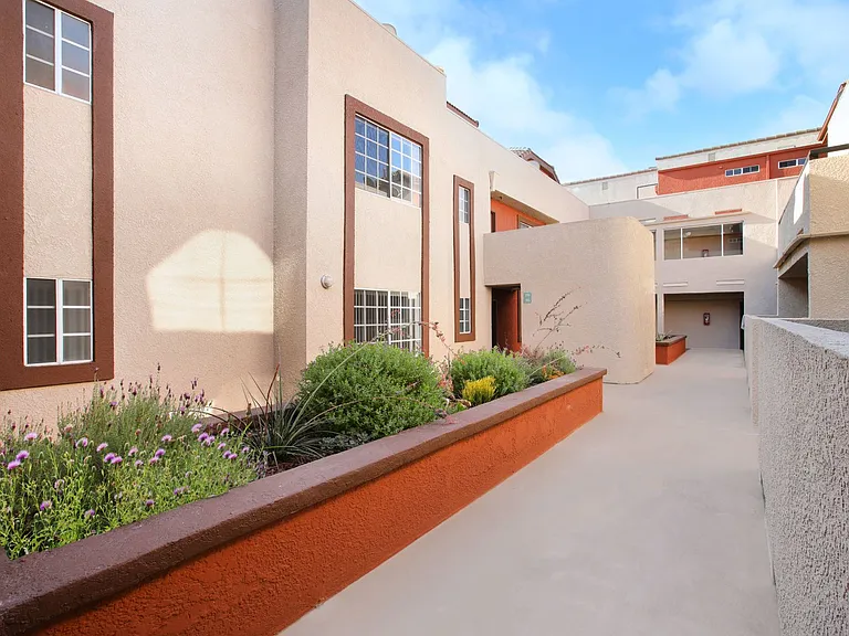 Emerson Townhomes — Photo 6