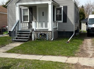 1615 McBrady St, Port Huron, MI 48060