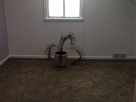 4th image of 615 25th St