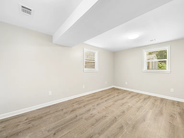 2128 Mark Trl — Photo 34