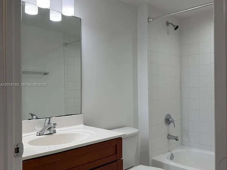 36 NW 6th Ave #1108 — Photo 16