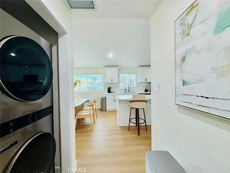 1741 Warwick St #1741 — Photo 26