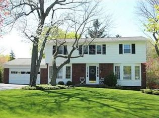 60 Stuyvesant Rd, Pittsford, NY 14534