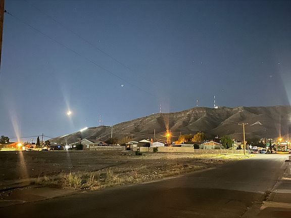 3rd image of 3223 Mobile Ave #A