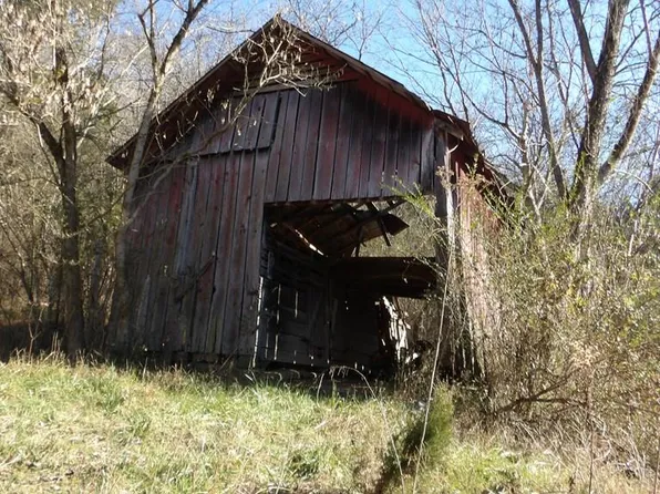 65AC Baugh Hollow Ln, Gainesboro, TN 38562