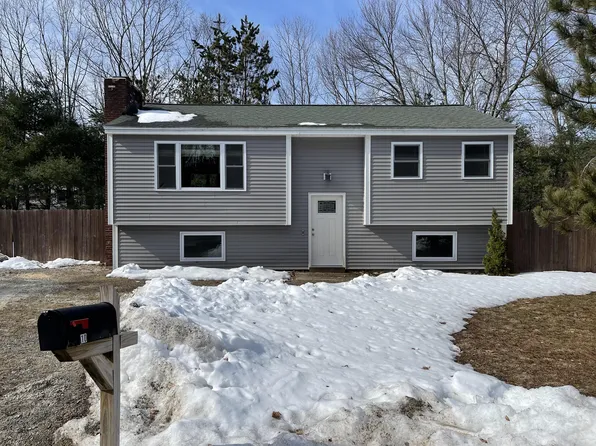 10 Pleasant Drive, Berwick, ME 03901