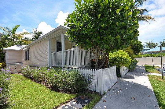 2nd image of 7104 Harbor Village Dr
