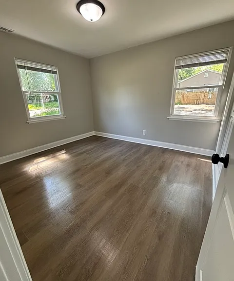 4364 Buchanan St — Photo 12
