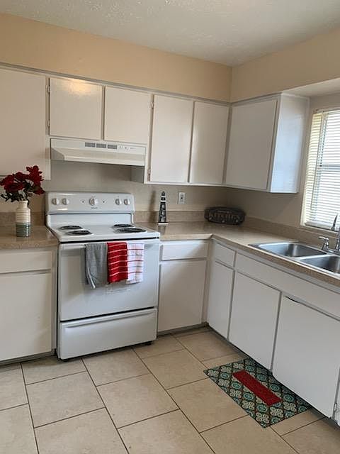1st image of 8731 N 50th St APT B
