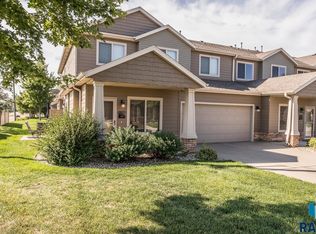 5400 S Cobblestone Pl UNIT 8, Sioux Falls, SD 57108