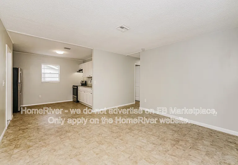 3530 Washington St — Photo 2