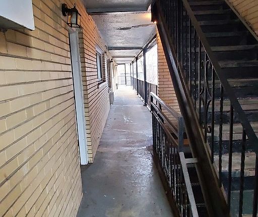 2nd image of 6215 S Claremont Ave APT 3C