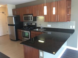 146 W Erie St, Chicago, IL 60654