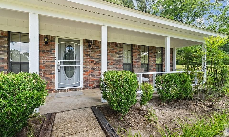 1st image of 88 Sam Thomas Rd