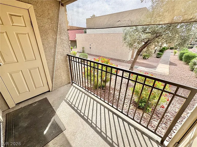 5422 River Glen Dr #377 — Photo 23