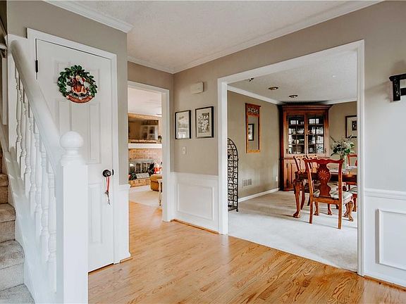 4th image of 3916 Whitney Park Dr