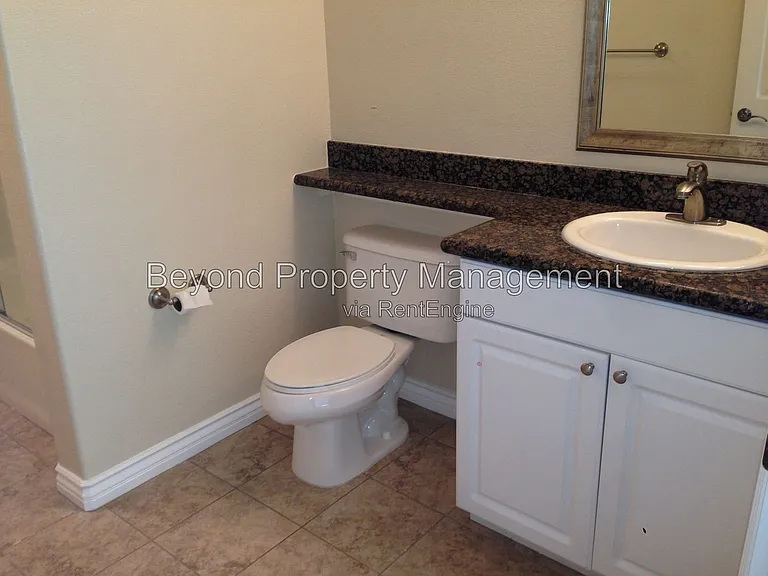 9263 Regents Rd #B209 — Photo 13