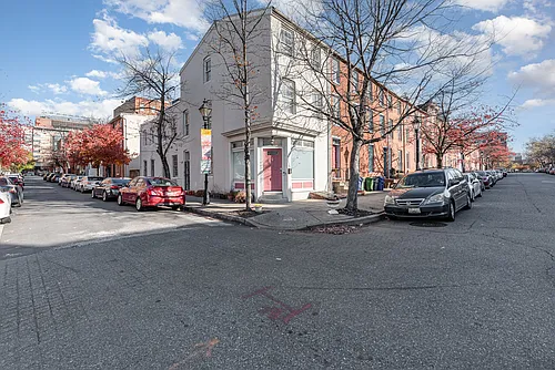 664 Portland St #A Photo 1