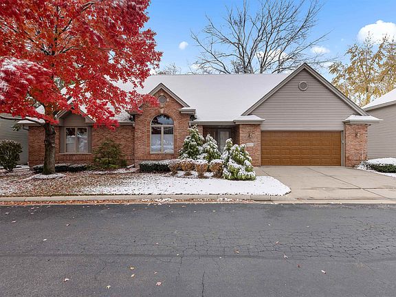 2nd image of 5933 Heritage Pl