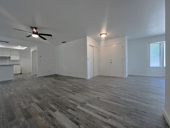 4th image of 8500 Sunrise Woods Way