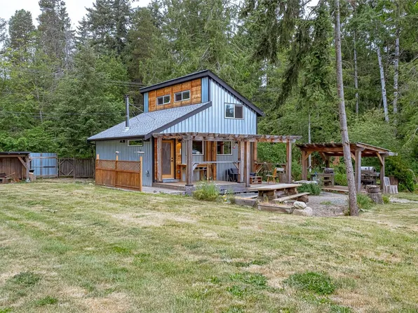 1295 Fair Rd, Nanaimo, BC V9P 2C7