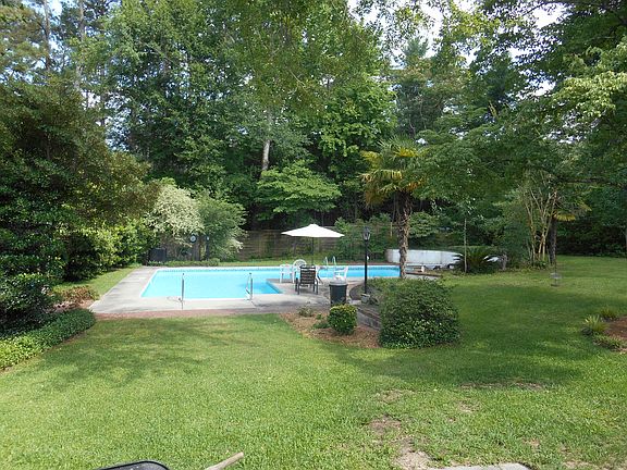 4th image of 1310 Moultrie Dr