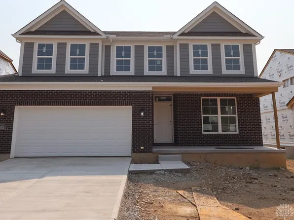 652 Goldfinch Dr, Beavercreek, OH 45434