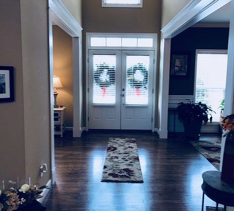 5th image of 115 Eighteen Grand Dr