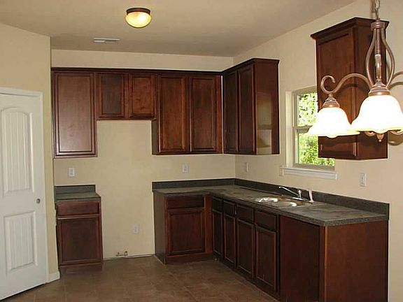 4th image of 4865 Medlock Trail Ct