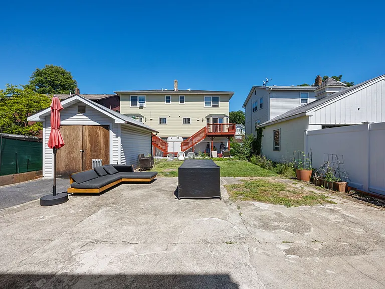 163 Walnut St #2 — Photo 11