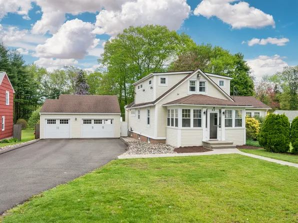 32 Franklin Road, Cromwell, CT 06416