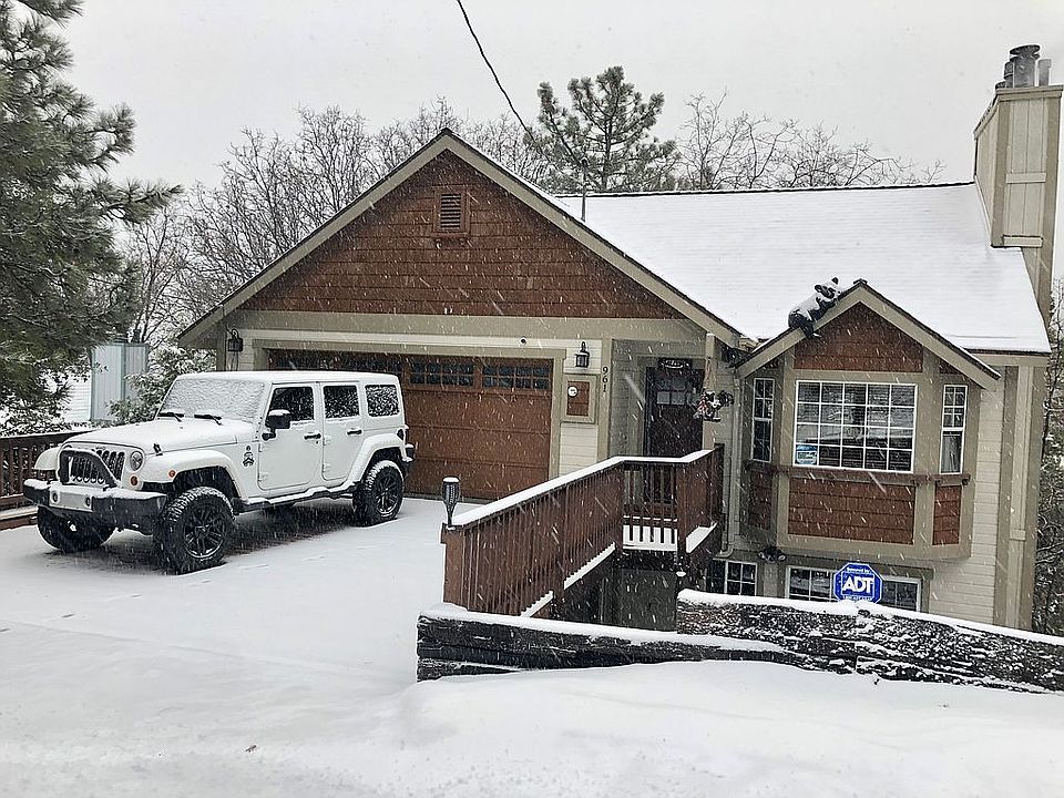 1st image of 961 Nadelhorn Dr