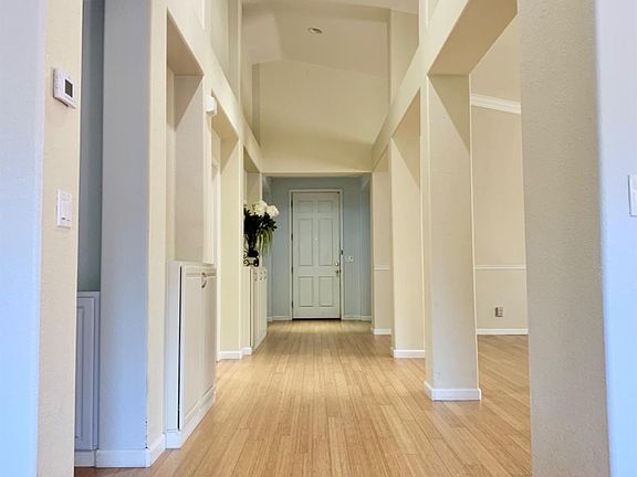 5th image of 617 Idyllwild Court